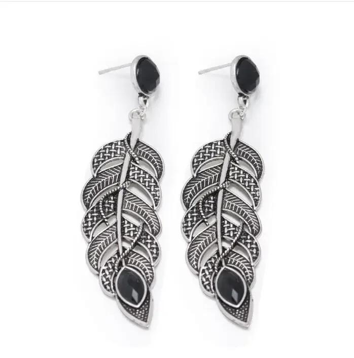 Women New Arrival Elegant Bohemian Vintage Feather Earring Summer Style Black Leaf Earring Pendant Accessories gift