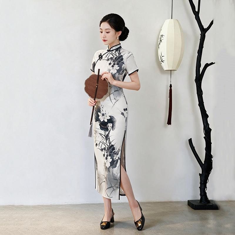 Ink and wash lotus national style new Chinese Suzhou long cheongsam improved young women's high-end sense retro short-sleeved catwalk