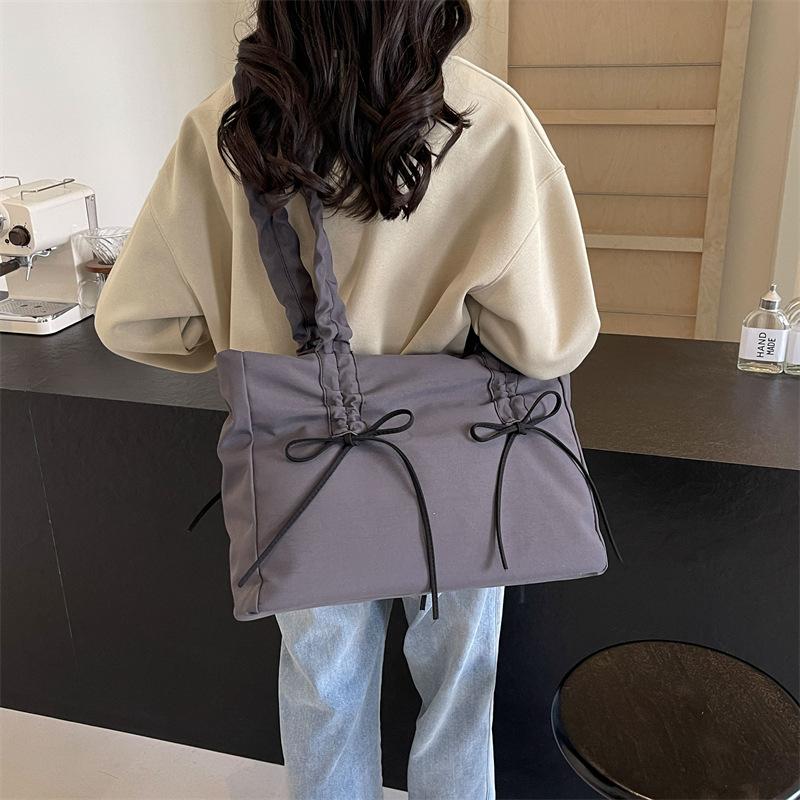 Large capacity bag women's bag 2025 new high-end fashion versatile class commuter bag shoulder armpit tote bag