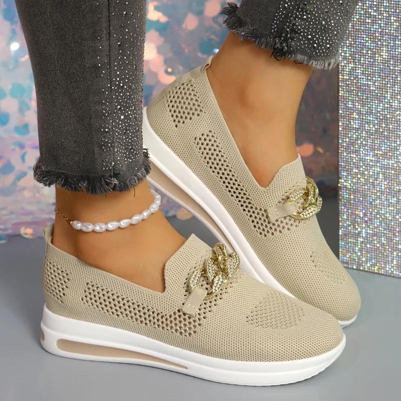 New Light Plus Size Comfortable Casual Shoes 2024 Brand Slip-on Women's Vulcanize Shoes Fashion Metal Decoration Ladies Shoes