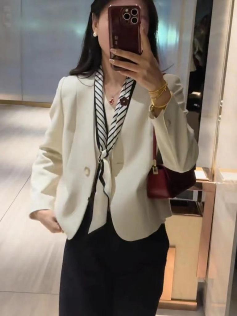 Damen High-End Kragenloser Blazer - 2025 Frühjahrsmode Anzugoberteil