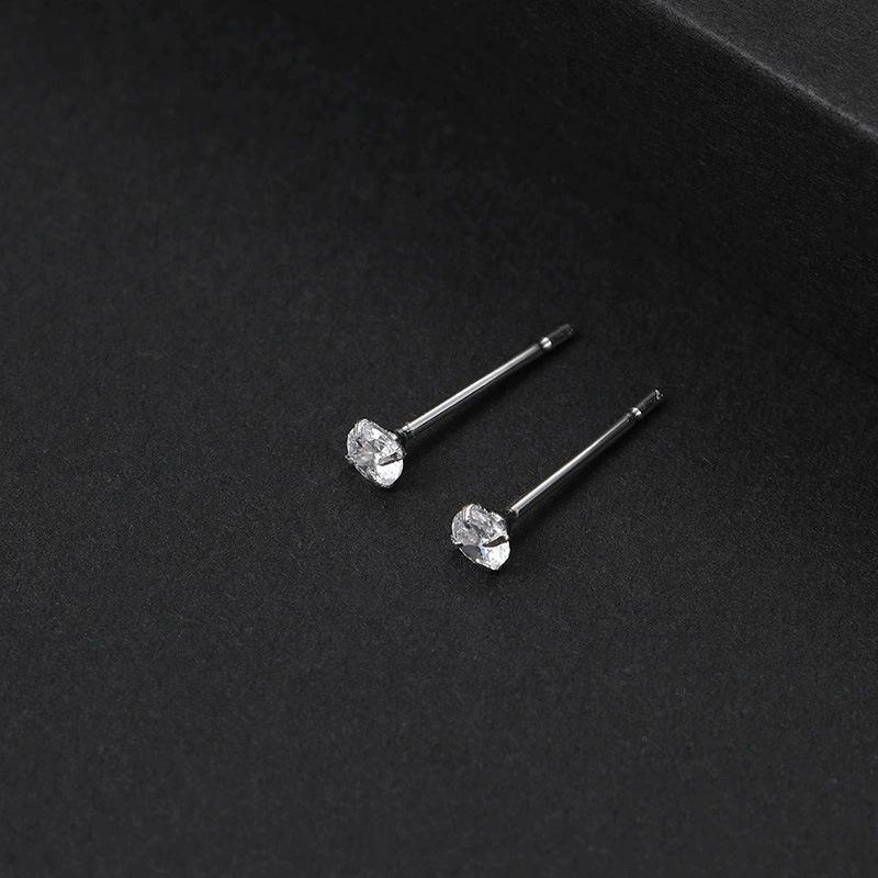 Banyan Tree S999 Silver Four-Claw Zircon Ear Bone Earrings: Stylish, Unisex, and Versatile.