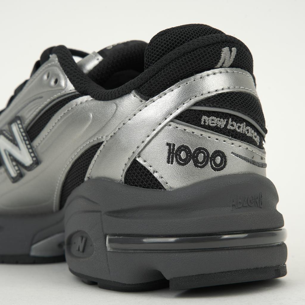 New Balance 1000 Grey Day 2025 Sneakers Unisex Argento Argento-Metallizzato Nero M1000EGR