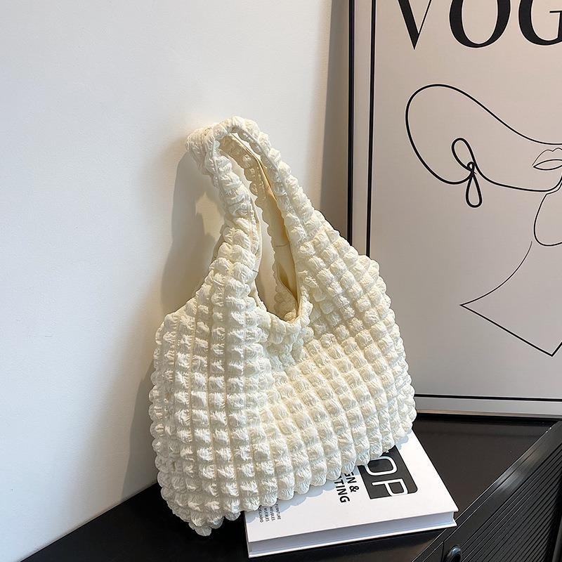 Korean Version Autumn and Winter Small Fresh Pleated Large Capacity Bubble Bag Handbag Women's New Fashion Hand Carry Tote Bag