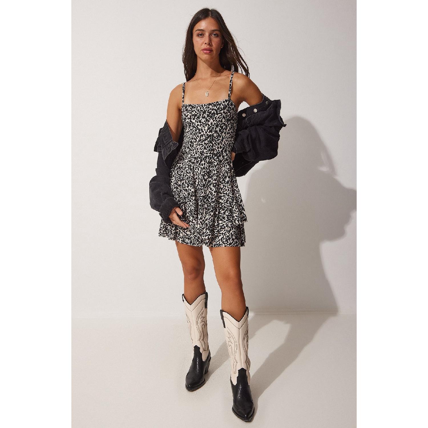 

Women s Black And White Patterned Summer Flounce Knitted Dress Mc00181 40