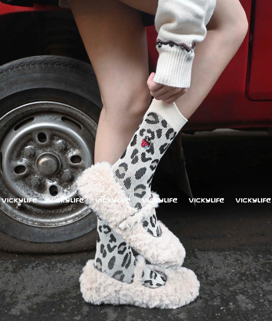 

Miki Leopard Print Kitten Embroidery Mid-Calf Socks білий/леопардовий
