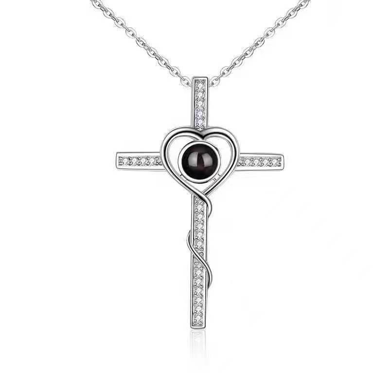 Multilingual Projection Necklace: Customizable Titanium Steel, Non-Fading, with Color Photo Engravings