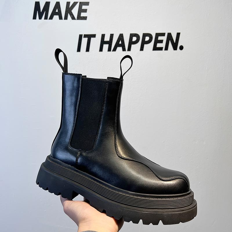 Botas Chelsea pretas clássicas estilo inglês, sola grossa, sapatos masculinos de inverno, botas de couro de pelúcia, botas plataforma da moda de outono