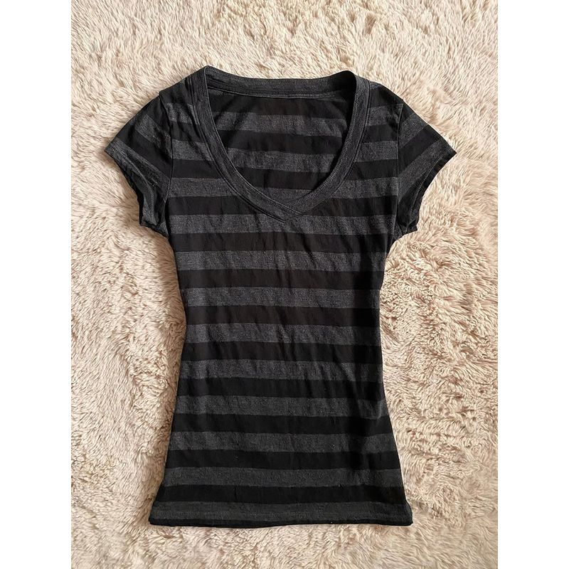 

Gothic Rose Original Versitile Fashion Black Stripe T-shirt Temperament Slimming 2025 Summer New Beautiful Top Black Stripes Tops S