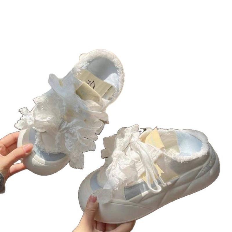 You Can Step On Your Feet and Wear Two Little White Shoes In Summer. Women's New Thick Baseplate Shoes Are Niche and Versatile Bread Shoes.