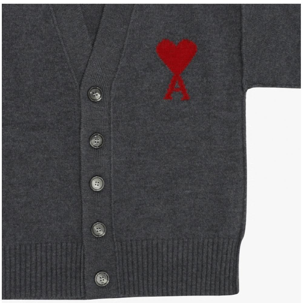 Ami Big Heart Logo Intarsia V Neck Cardigan Model  Ukc367 018 084