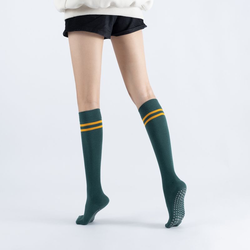 

Export New Arrival Knee Socks Yoga Socks Parallel Bars Cotton Pilates Sports Fitness Calf Socks Minimalist Affordable Luxury Style Fall and Winter Bamboo Green