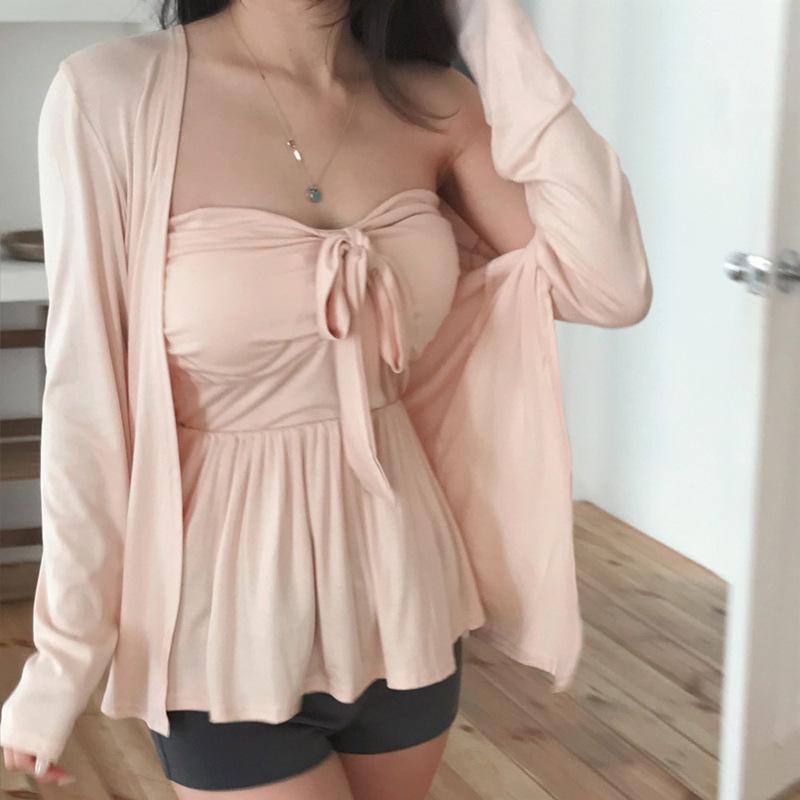 Conjunto de Top sin Mangas con Tirantes Chic de Dongdaemun Coreano y Cárdigan de Manga Larga