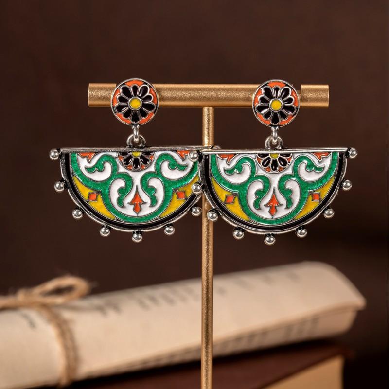 Vintage Enamel Cloud Shoulder Pattern Earrings With Chinese Style Versatile Temperament Oil Dripping Antique