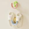 Estante para zapatillas con ventosa estilo dopamina – Montaje de pared para baño sin taladrar con drenaje | Almacenamiento multiescena