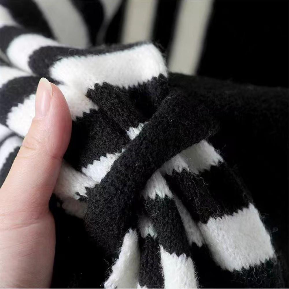 Knitted Triangular Scarf Warm Wool Scarf New British Triangle Scarf  Winter