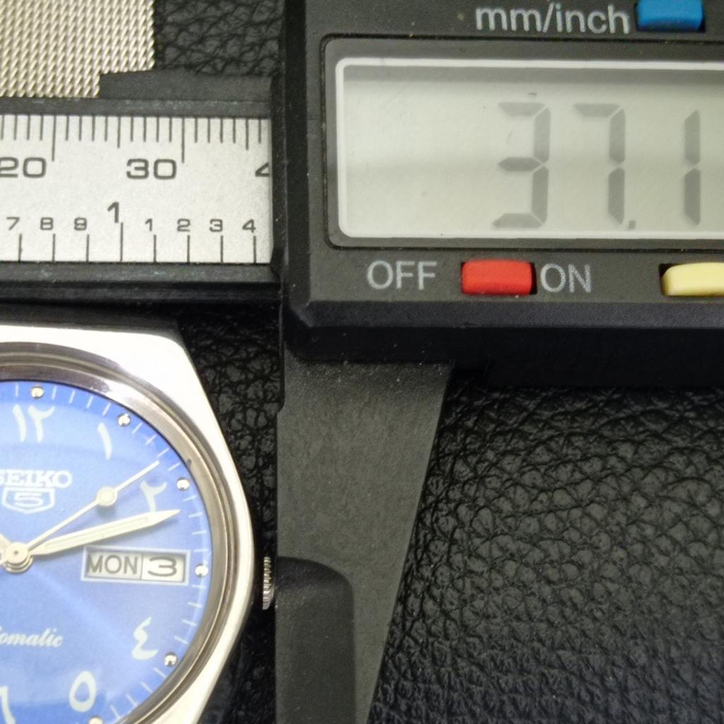 Seiko 5 AUTOMATIC 6309A JAPAN MENS VINTAGE ARABIC BLUE DIAL WATCH A702662-1