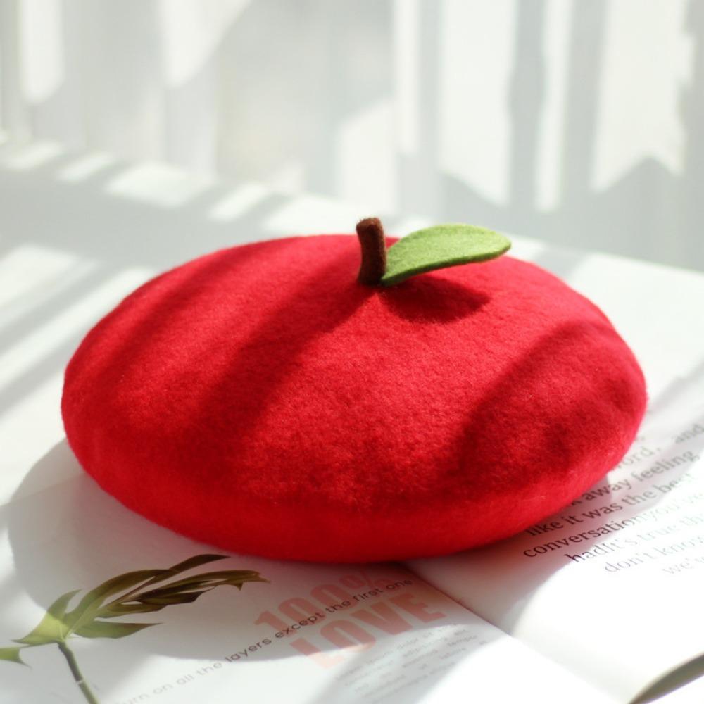 Red Apple Painter Hat Orange Shaped Knit Beret Japanese style Fruit Beret Autumn and Winter Warmth