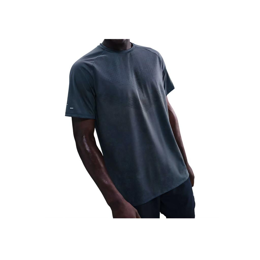 Nike Dri-FIT ADV Stride Simple Comfortable Versatile Solid Color Short Sleeve T-Shirt Men Tops IH7495-437