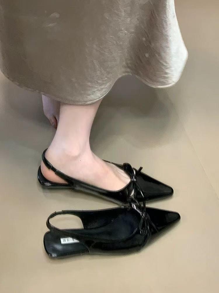 Gentle bow baotou sandals spring and summer 2025 French niche elegant fairy square head light mouth commuting shoes