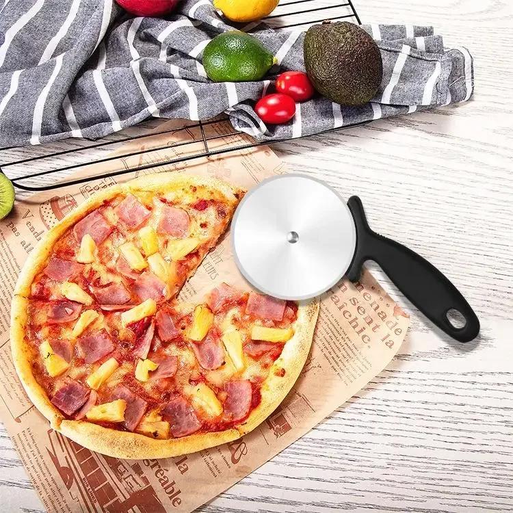 Xiaomi Stainless Steel Pizza Cutters Kitchen Accessories Pastry Roller Cutter Pizza Knife Cookie Cake Roller Wheel Scissor Cutting Tool