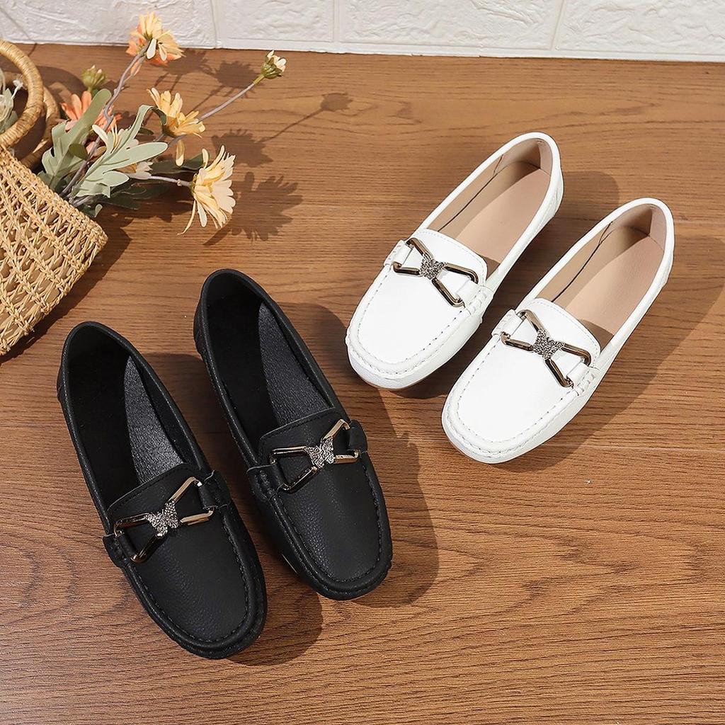 Chaussures Slip-On pour Femmes en Cuir Souple Blanc, Antidérapantes, Décontractées, Grande Taille.