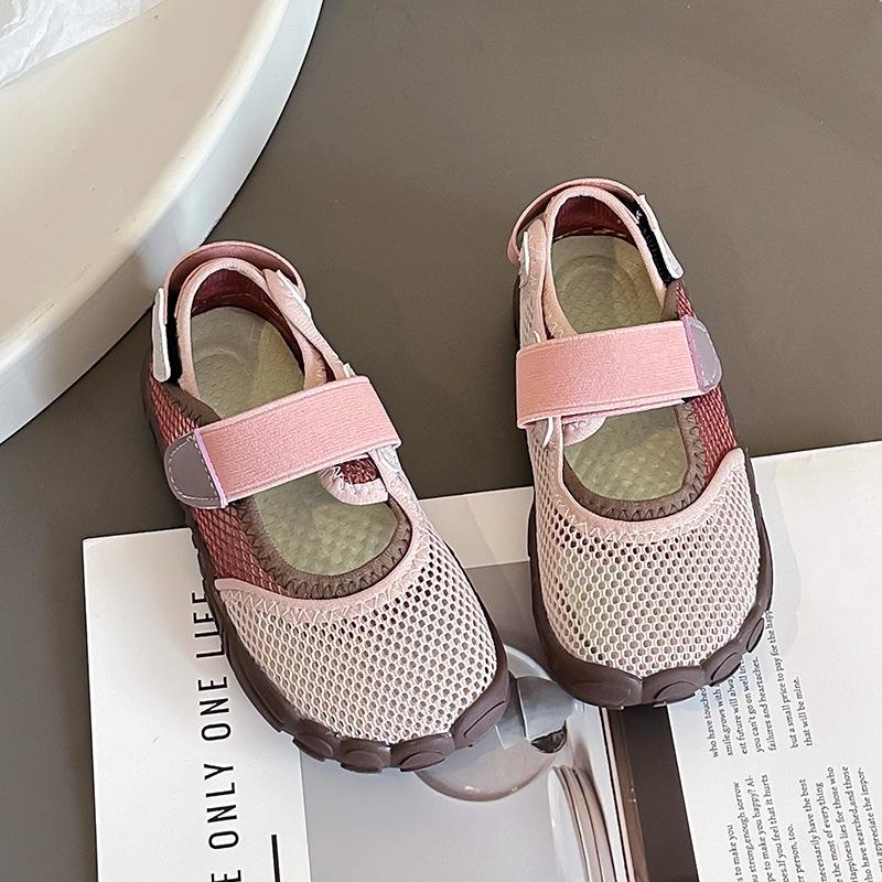 

Children s Mesh Hollow-Out Sports Shoes2026New Summer Boys Patchwork Color-Block Running Shoes for Older Children Casual Shoes 26Inner Length16.4cm розовый