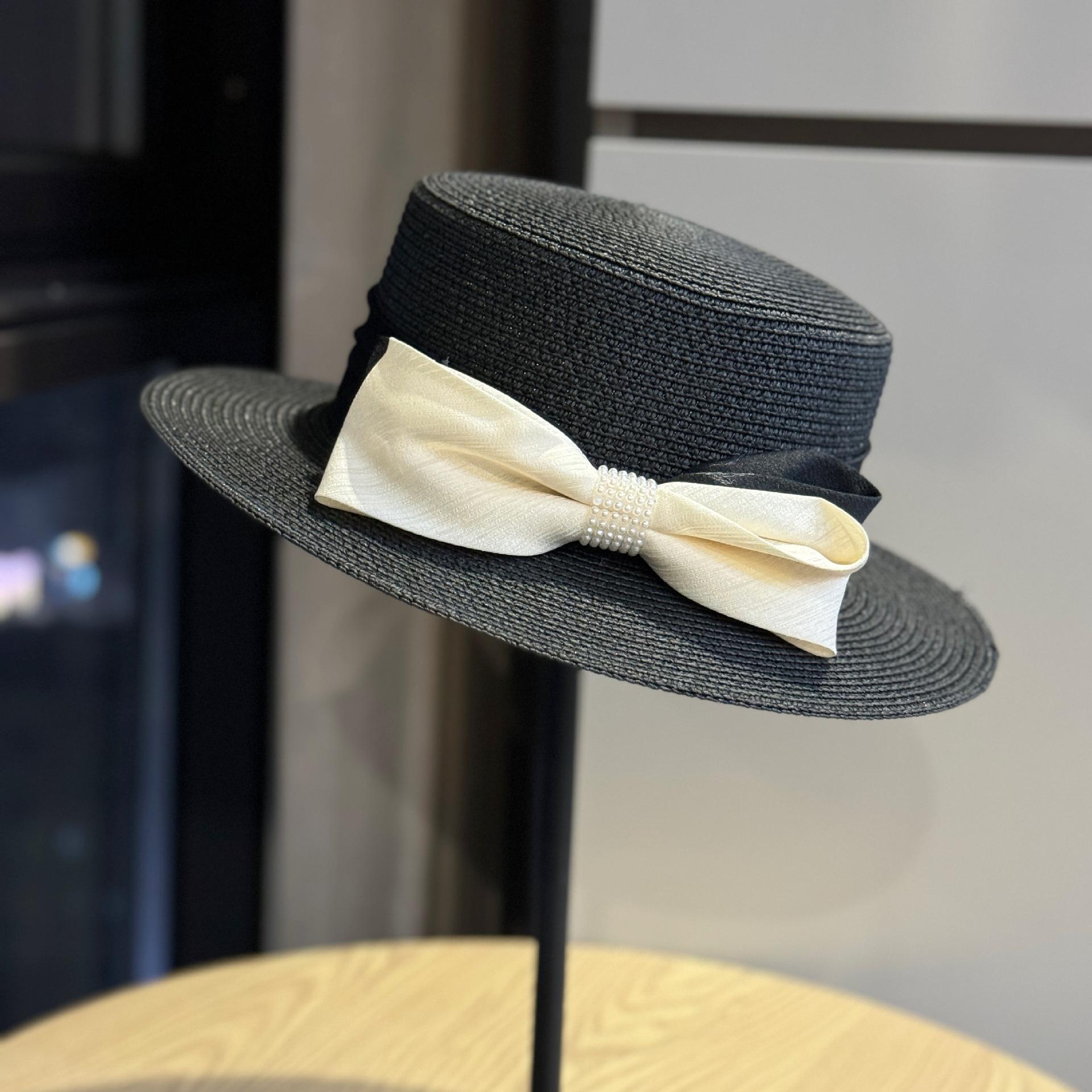 

French-style straw hat for women, summer seaside sun protection beach hat, fashionable and versatile, with bow tie, elegant flat-top hat Adult54-60Adjustable чёрный