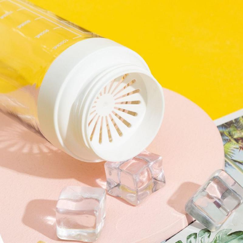 Zeitstempel Präzisionsskala Gewindebecher Mündungssiegel Auslaufsichere Tragbare Wasserflasche Sportbecher PC-Material. Mit Textur zum Mitnehmen