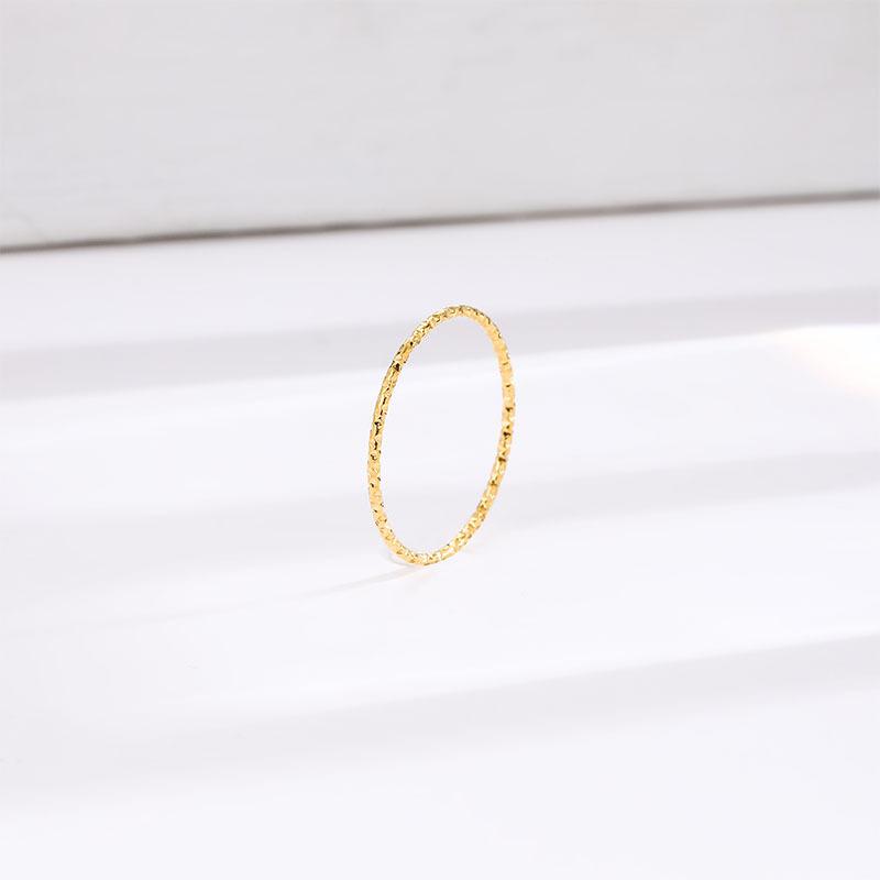 Elegant Heart Bow Titanium Steel Ring for Women Minimalist Round Circle Band Light Luxury Jewelry