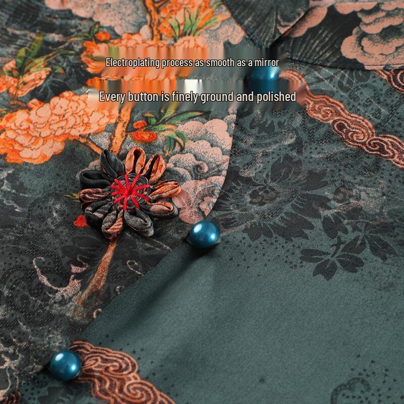 Dünnes Sommerhemd-Set für ältere Frauen