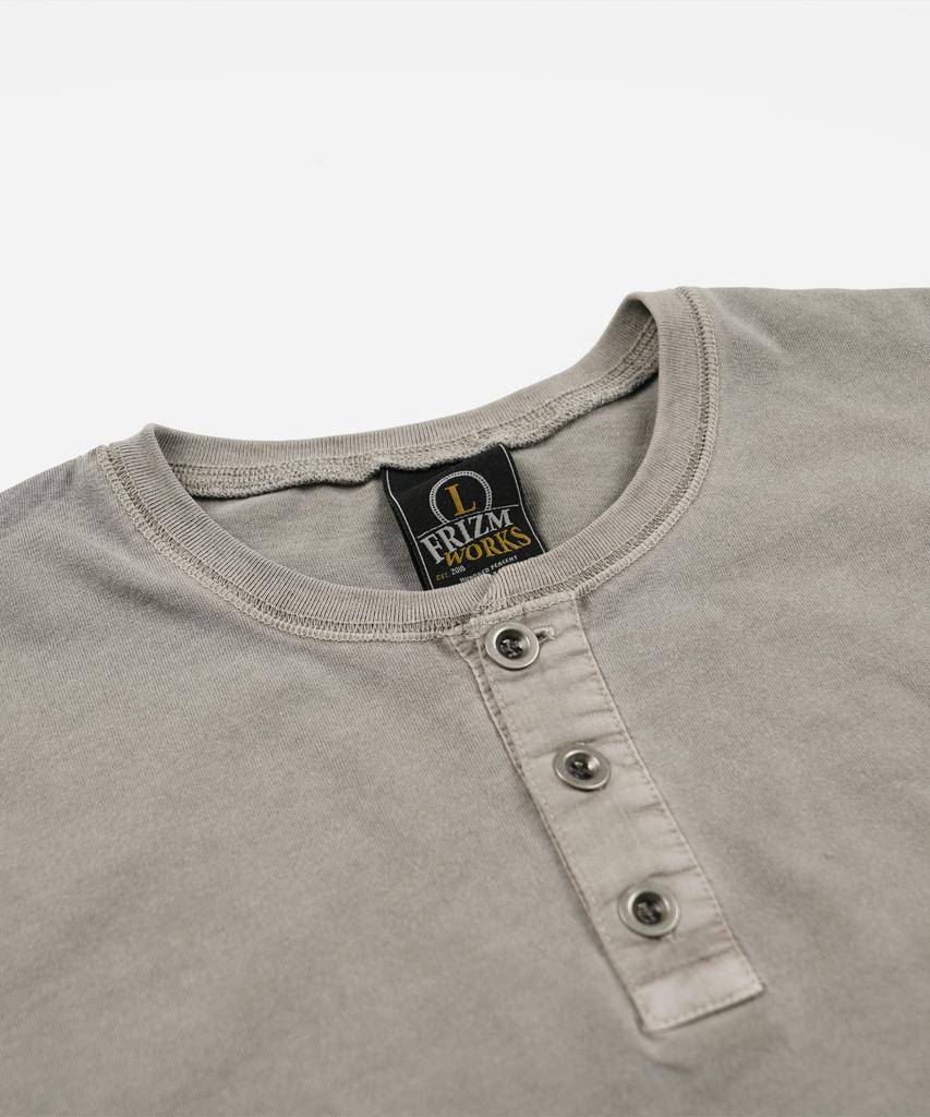 FRIZMWORKS Pigment Dyeing Henley Neck Tee _ Warm Gray