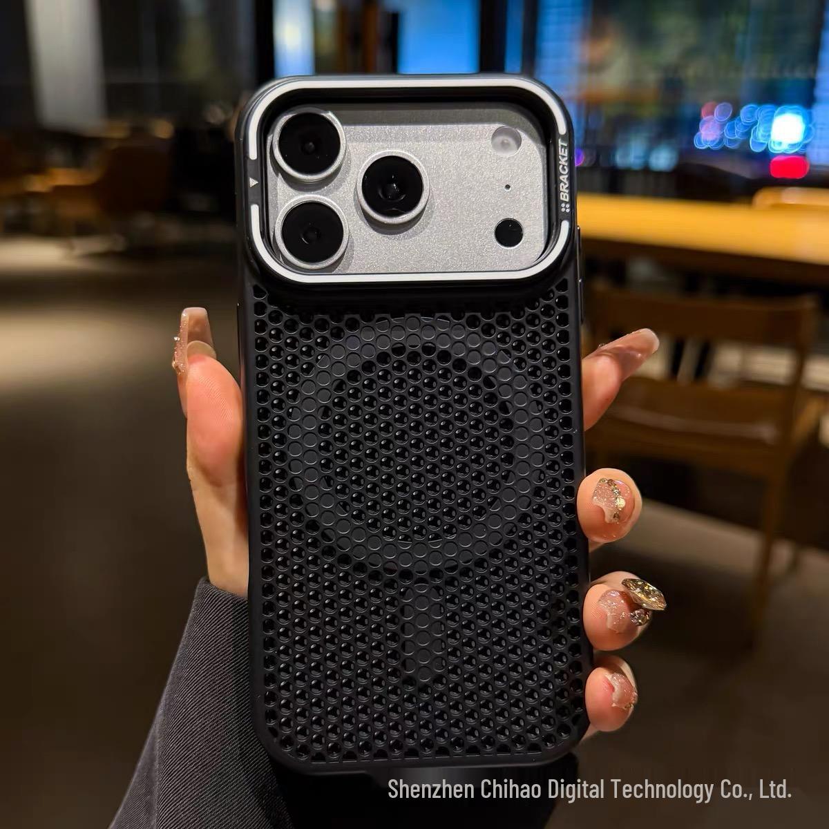 

iPhone 17 Pro Max Lens Holder Case: Summer Heat Dissipation Magnetic PC Design iPhone 15