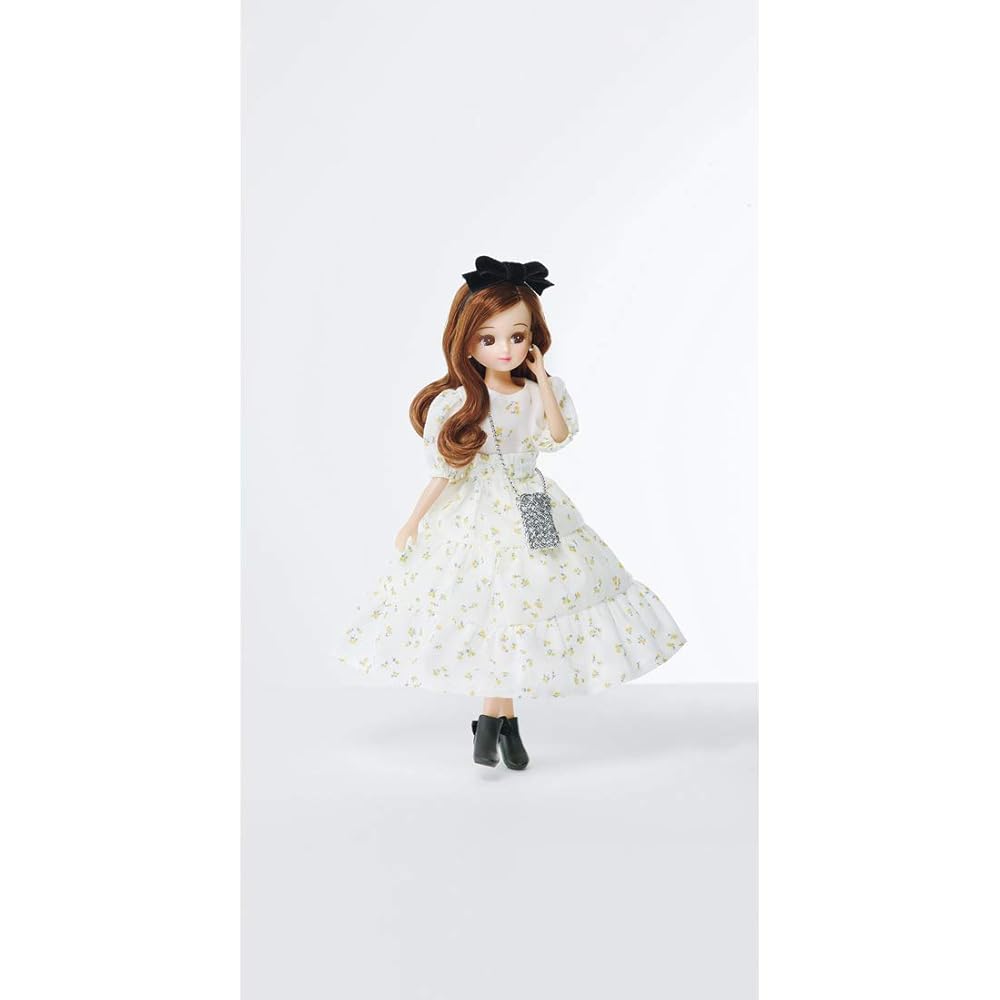 Licca-chan Doll LD-16 Very Collaboration Outfit Set Fashion Doll