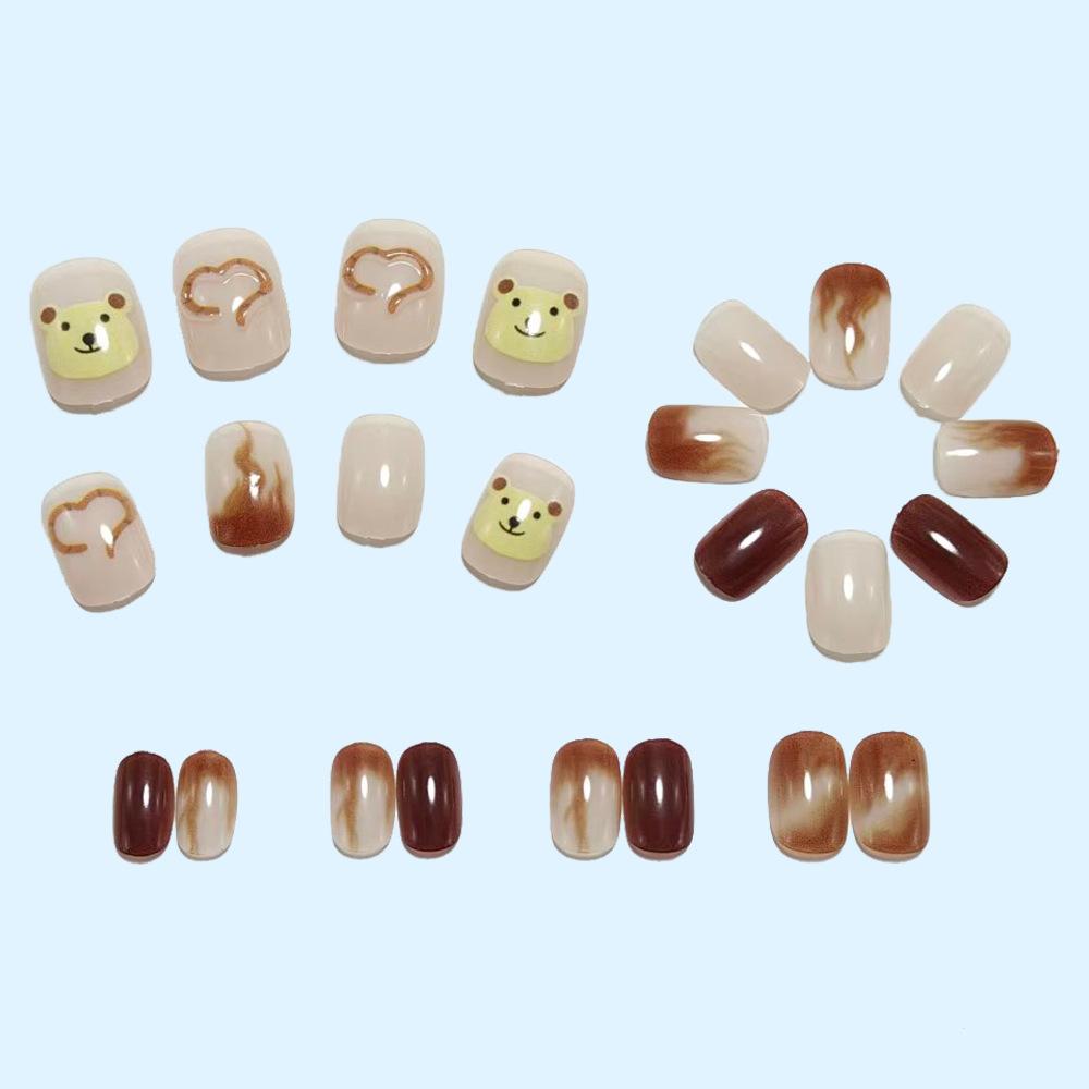 Cute Brown Bear Love Wearable Nail Patch Cartoon Girl Short Round Wearable Nail Patch Removable Nail Art