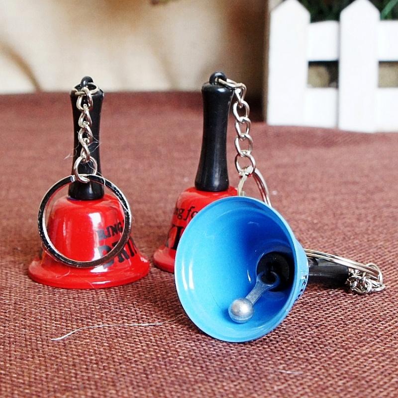 Toys DIY Dog 2pcs Mini Hand Cranked Bell Keychain Metal Bell For Children's Early Education Calling Shaking Bells Pet Bells