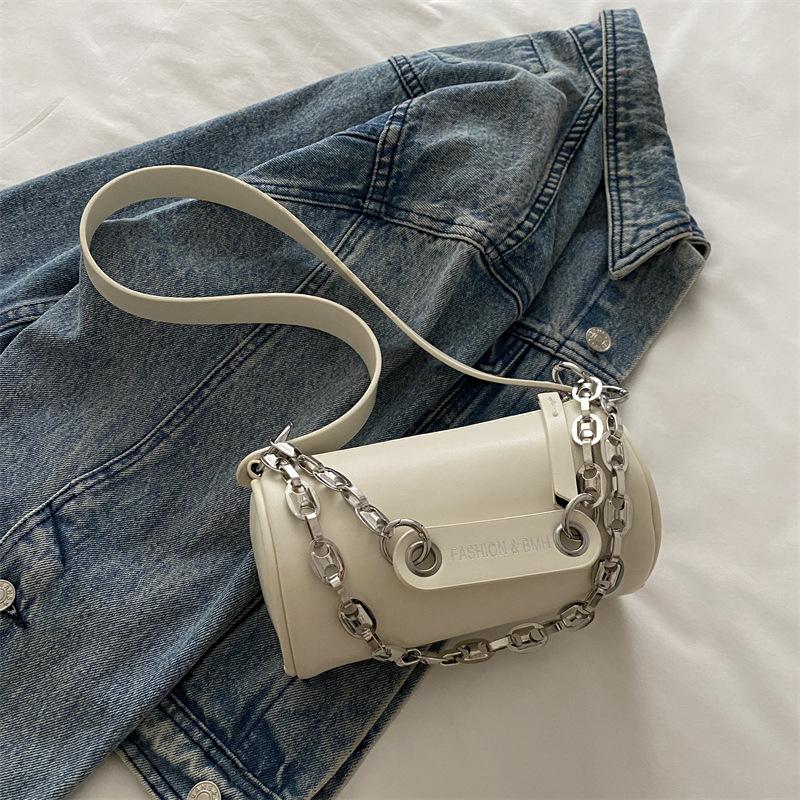 This Year's Popular Bag Women's Bag 2025 New Versatile Ins Niche Chain Messenger Bag Fashionable Shoulder Cylinder Bag