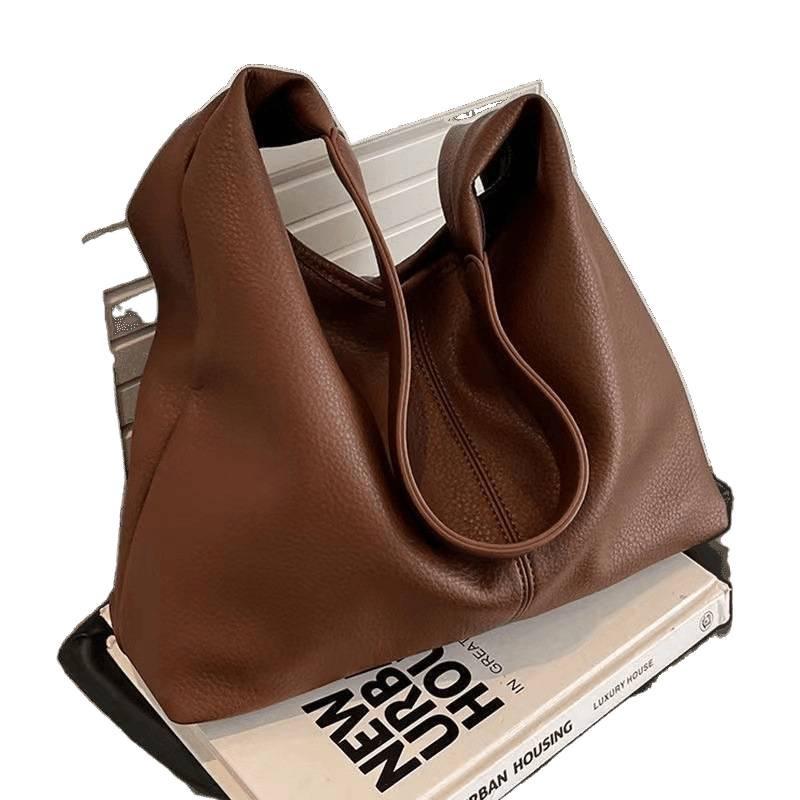 Large Capacity Women's Autumn/Winter Shoulder Bag - Fashionable Texture for Work Commute, Mother-Child Design.