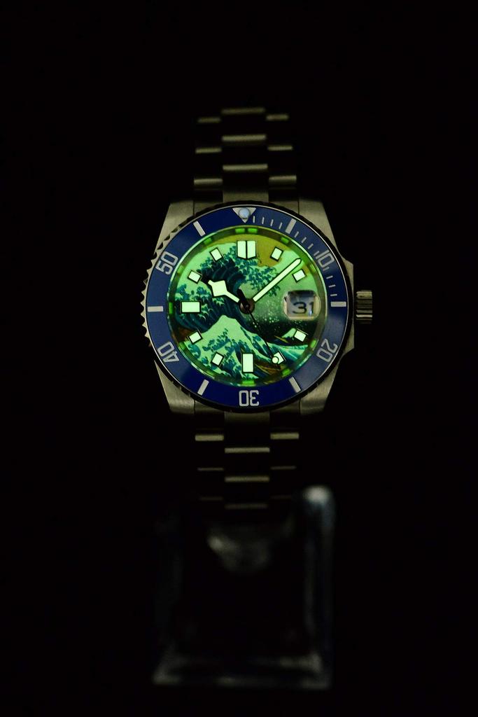 HAMAYOTA Automatic Made In Great Wave Off Watch Men's Watch, Japan, "The Kanagawa" Diver's
