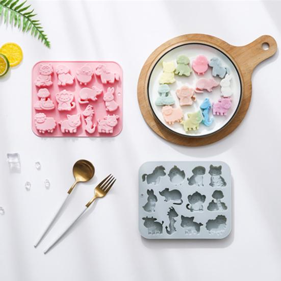 12 Zodiac Silicone Ice Mold Chocolate Dessert Making Mold Flexible Ice Maker 12 Cavity Popsicle Molds for Halloween Party Drinks