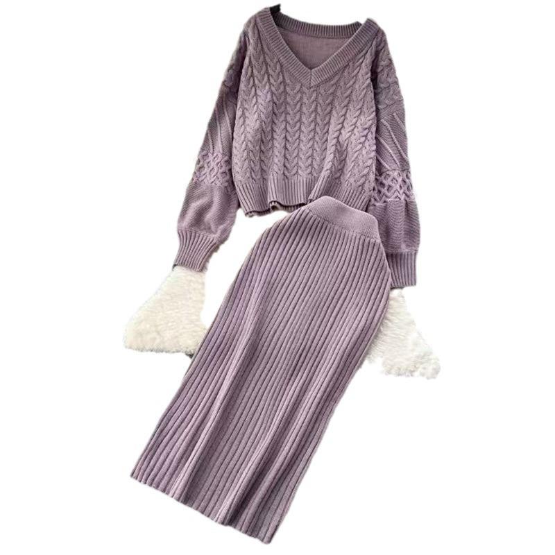 V-neck sweater women's two-piece set autumn and winter new lazy wind twist design loose knitted sweater set