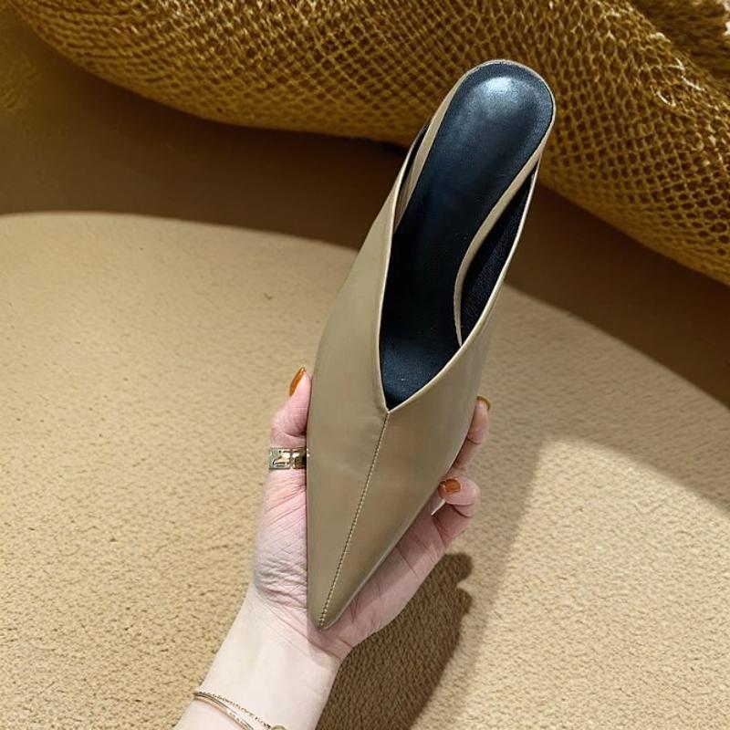 2025 New style women's shoes fashion women design luxury French style Baotou pointy female slippers elegant retro female loafers