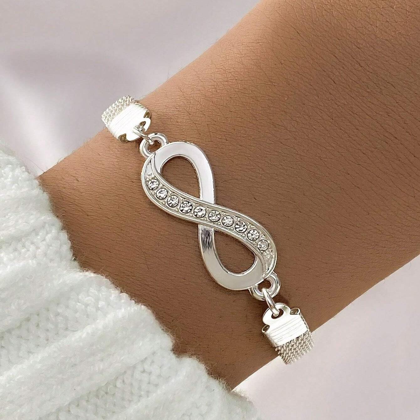 Europe and the United States hot-selling unlimited symbol diamond bracelet creative retro alloy bracelet butterfly bracelet jewelry