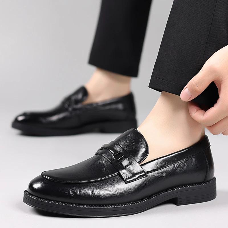 Luxury Brand Casual Shoes Fashion Comfy Slip on Metal Buckle Loafers Handmade Walking Business Leather Shoes Driving Mocassin