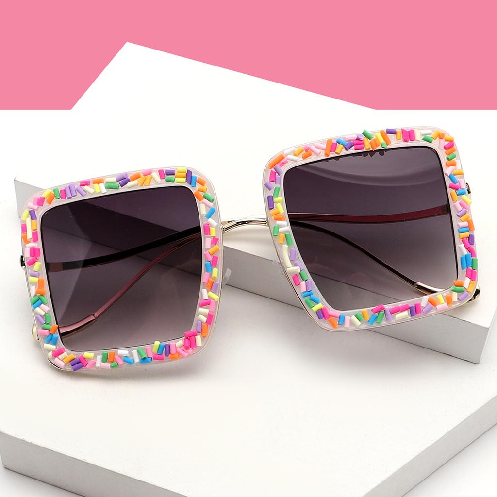 New large frame with diamonds, crushed candy granules, fashionable personality, versatile trend sunglasses, hot-selling sunglasses