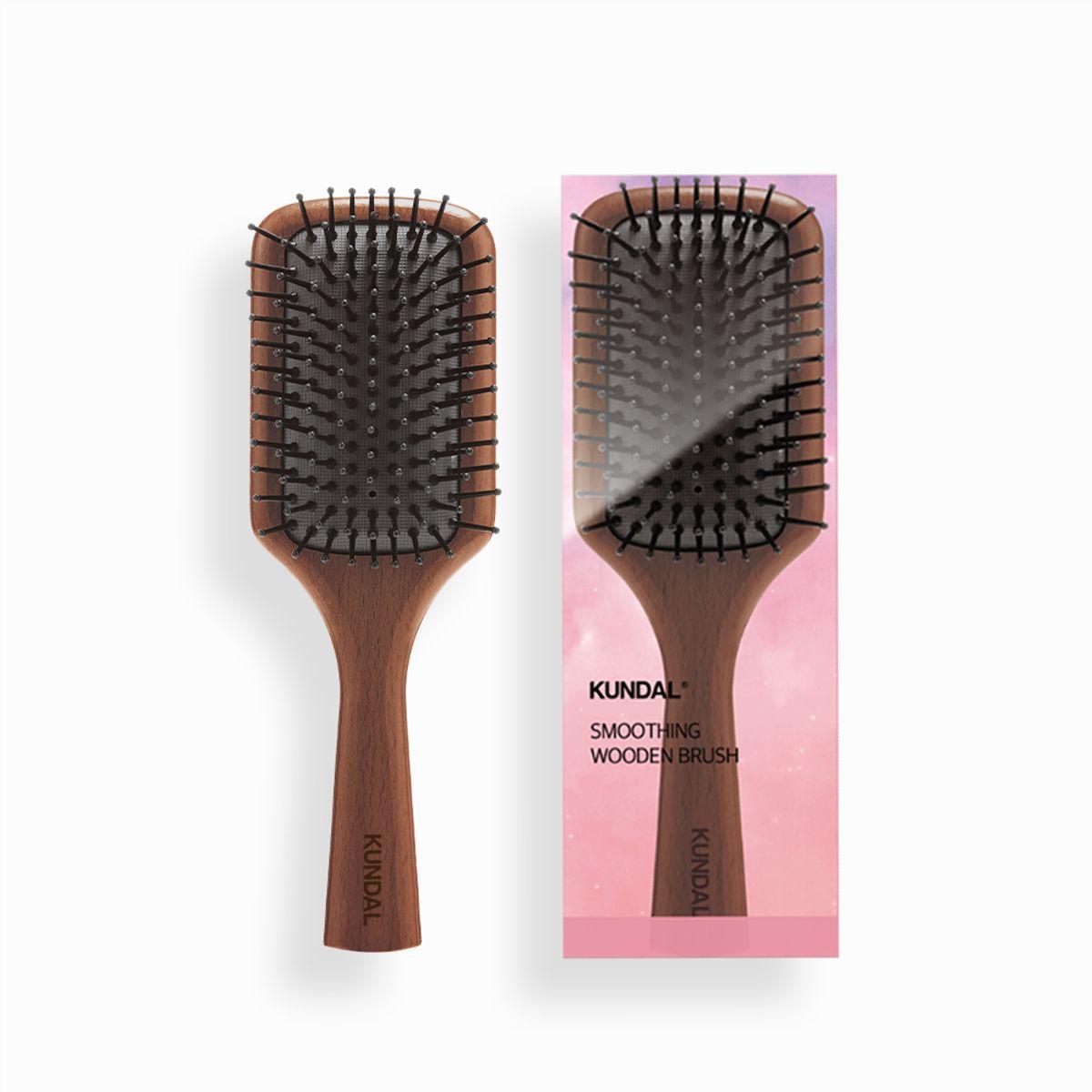 Smoothing wooden brush