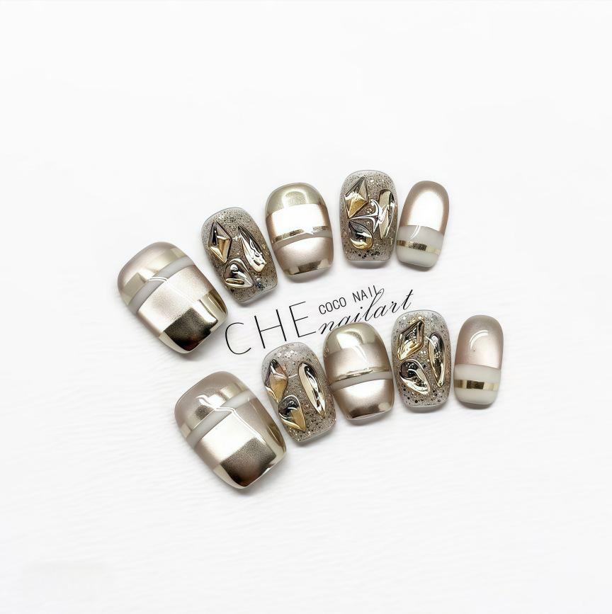 Champagne Gold Cat Eye Rhinestone Press-On Nails: Luxurious Daily Wear with White-Brightening Versatile Design
