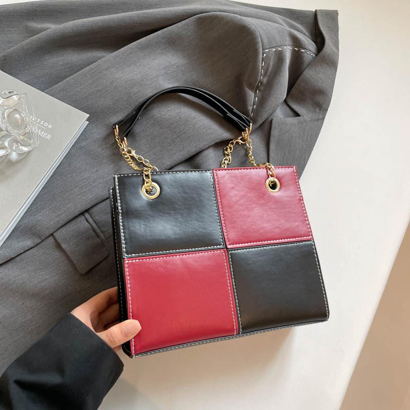 Versatile messenger bag women's 2025 new trendy spring fashion chain bag shoulder small square bag