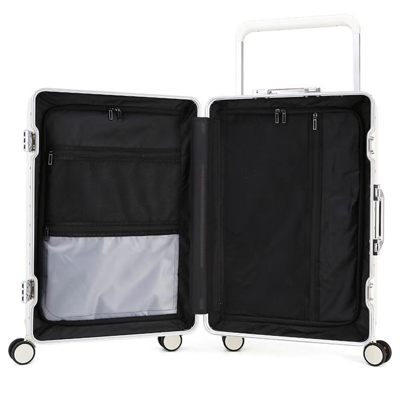 Chu Rong Riveted Aluminum Frame Spinner Luggage