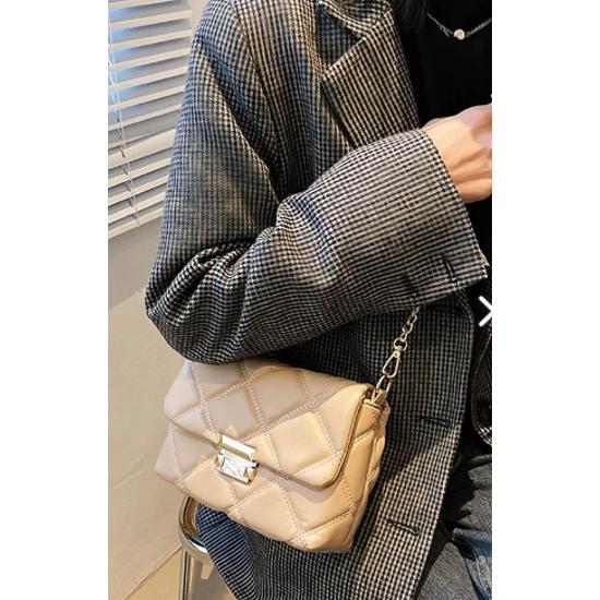 

Женская стеганая сумка через плечо с узором-цепочкой